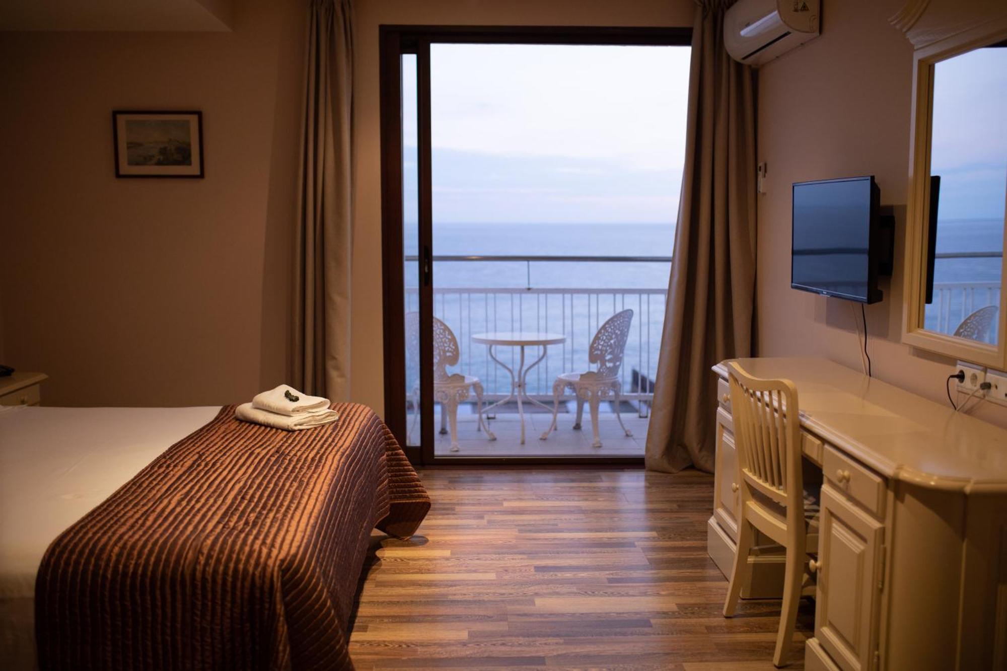 Hotel Roger De Flor By Seleqtta Lloret de Mar Zewnętrze zdjęcie